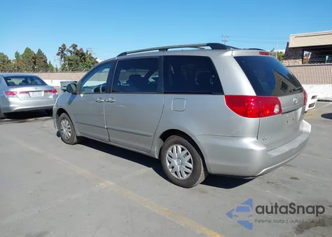 2006 Toyota Sienna Le z USA, uszkodzony, nr VIN 5TDZA23C46S583216